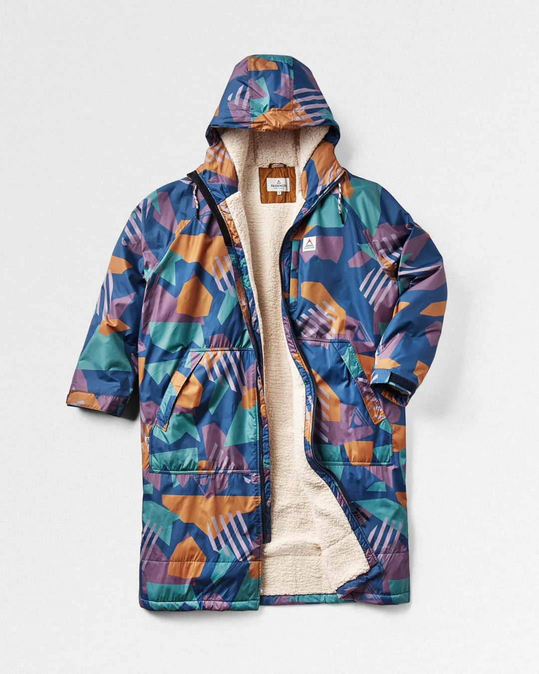 Waves Sherpa Lined Changing Robe - Deep Blue Camo Pattern